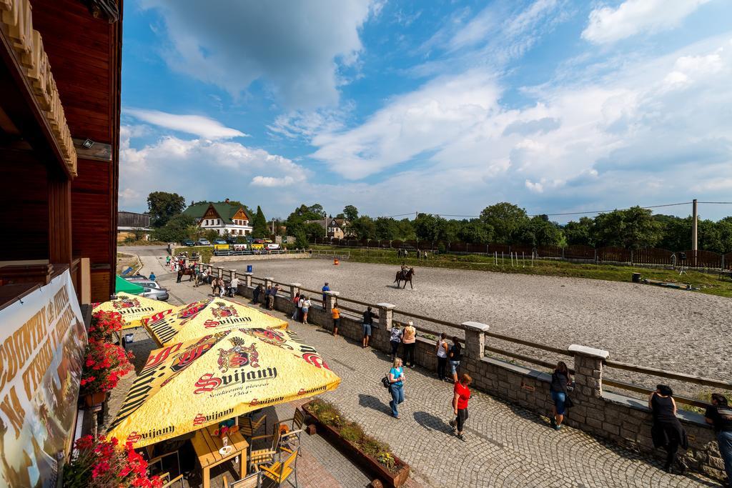 Hotel Farma Vysoka Chrastava Buitenkant foto